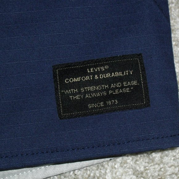 Levis Skateboarding Collection $128 Mens sz. XL Zip Up Blue Vest Jacket New Tags - Picture 2 of 7